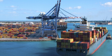 stoit-li-ozhidat-zaderzhki-v-gruzoperevozkah-iz-za-tajfunov