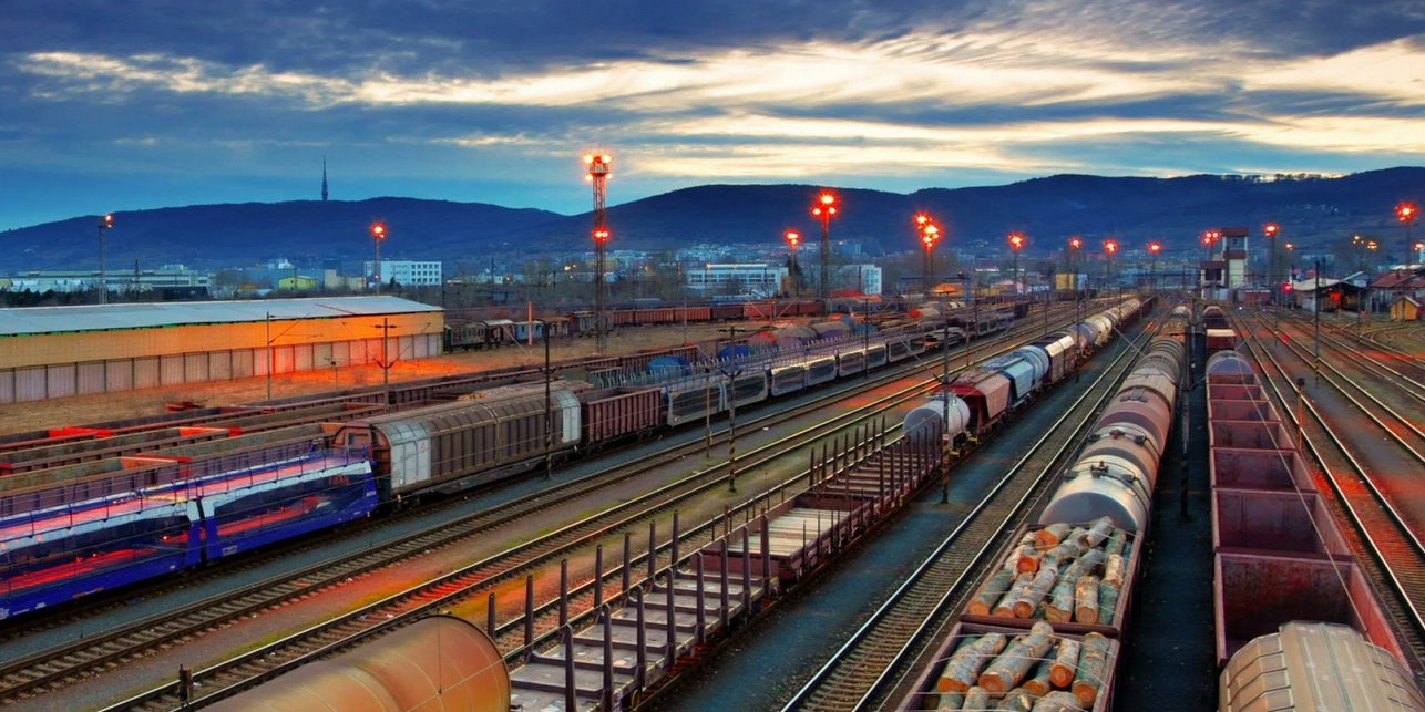 Rail freight transportation